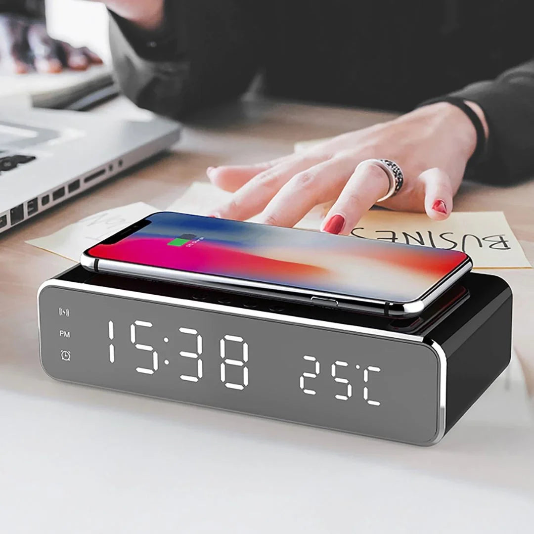 Horloge numérique avec chargeur sans fil - TechCharge